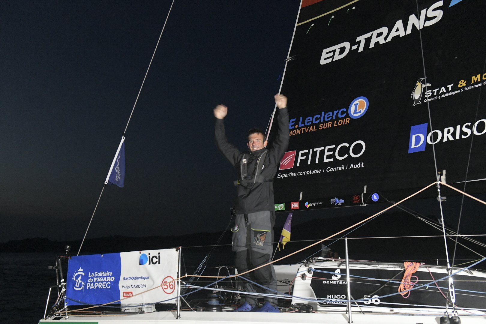 Hugo Cardon gana en Vigo la segunda etapa de La Solitaire du Figaro Paprec