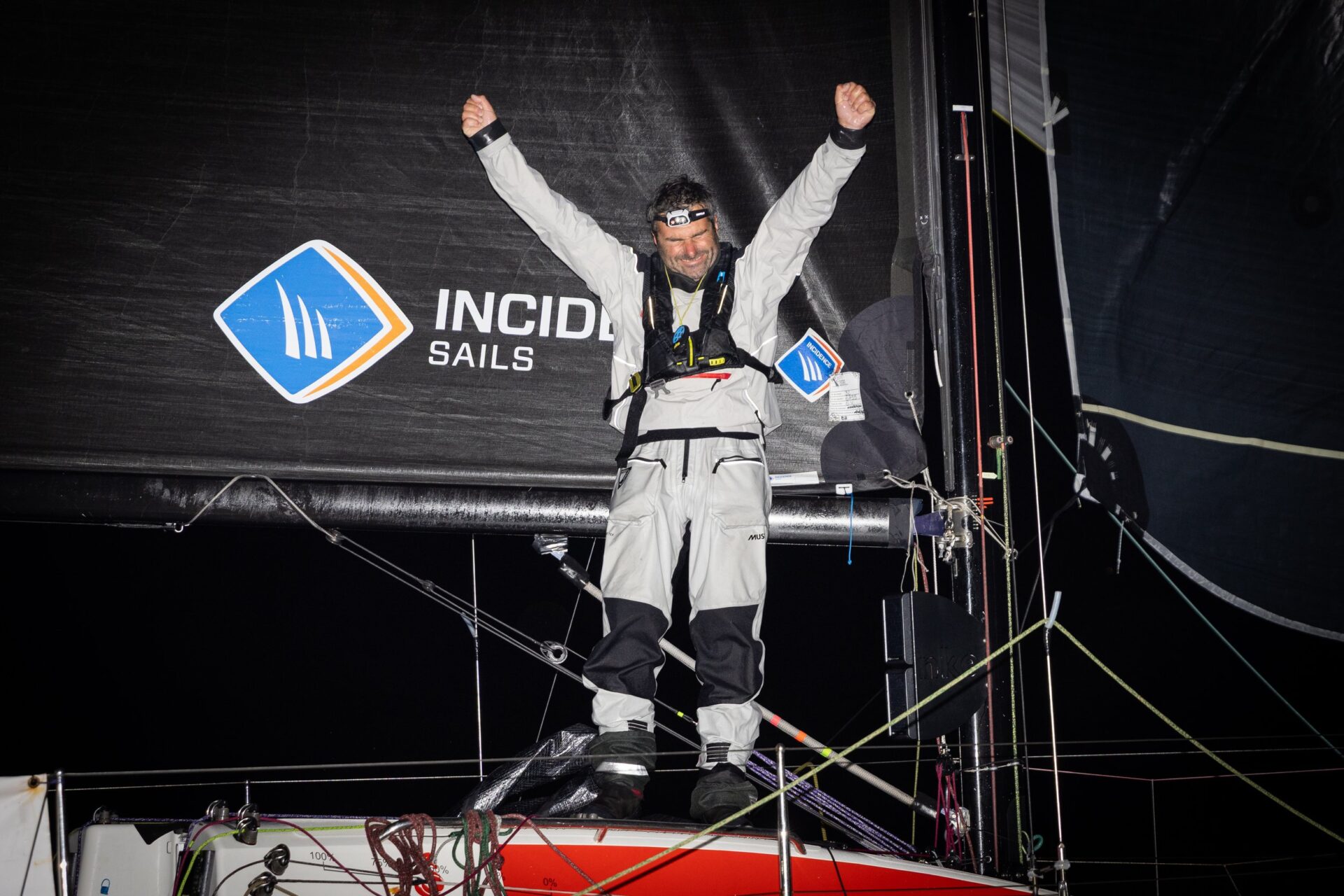 Alexis Loison gana la etapa de Vigo a Normandía y vence La Solitaire du Figaro Paprec